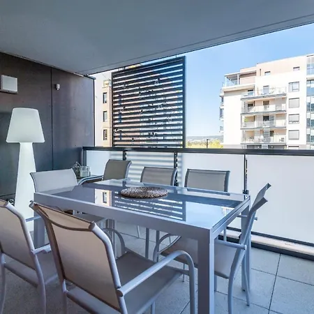 아파트 Vire Moulin Furnished Flat