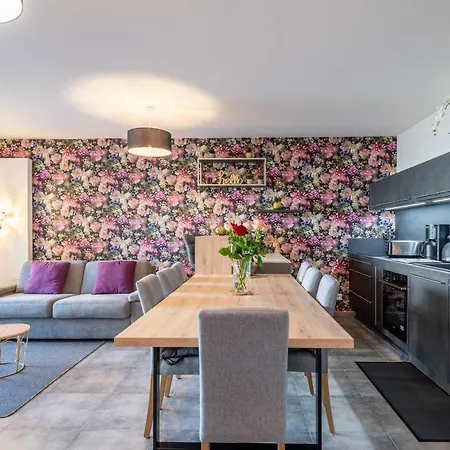 아파트 Vire Moulin Furnished Flat