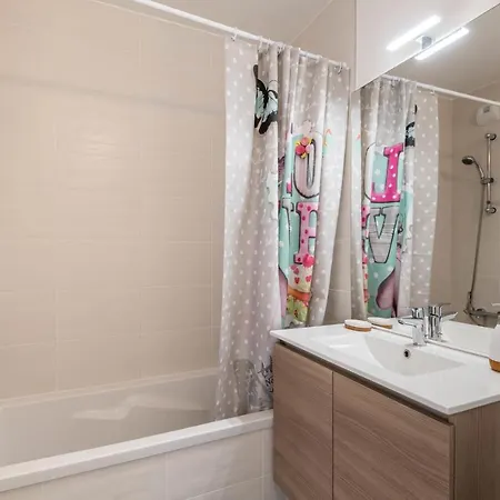 아파트 Vire Moulin Furnished Flat